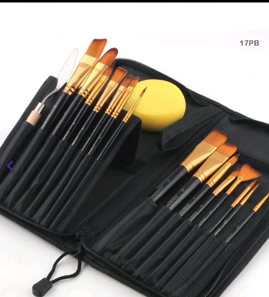 17pb Paint Brush with Pouch